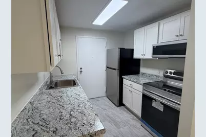 36 Silver Hill Ln #21, Natick, MA 01760 - Photo 4