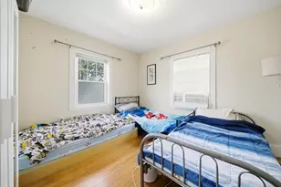 136 Hollis Ave, Quincy, MA 02171 - Photo 16