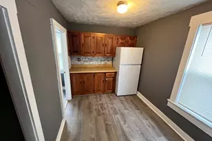 73 Orswell St, Fall River, MA 02724 - Photo 4