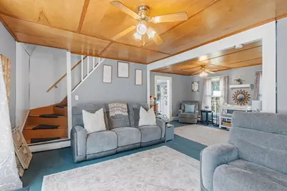 14 Norfolk St, Haverhill, MA 01830 - Photo 28