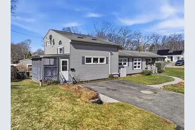 11 Paul St, Auburn, MA 01501 - Photo 2
