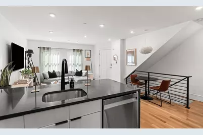 4 Everett Pl #1, Boston, MA 02128 - Photo 12