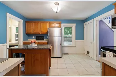 24 Bennett Pl, Leominster, MA 01453 - Photo 8