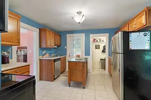 24 Bennett Pl, Leominster, MA 01453 - Photo 6