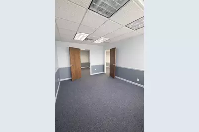 111 Everett Ave #2B, Chelsea, MA 02150 - Photo 2