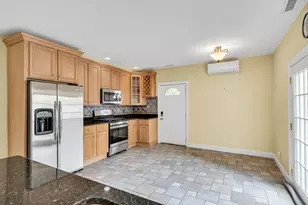 86 Brown St, Waltham, MA 02453 - Photo 8