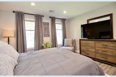 103 Oak Hollow Rd, Springfield, MA 01128 - Photo 30