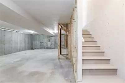 46 Murray Hill Road, Boston, MA 02131 - Photo 22