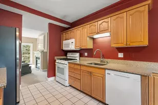 117 Revere St, Canton, MA 02021 - Photo 4