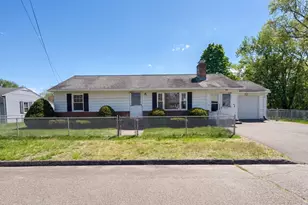 41 Hicks St, Chicopee, MA 01020 - Photo 1