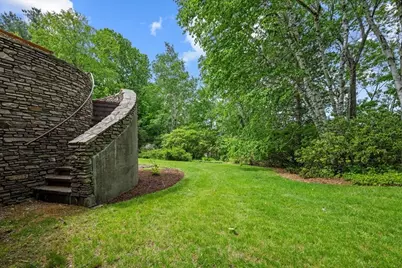 45 Hickory Dr, Worcester, MA 01609 - Photo 30
