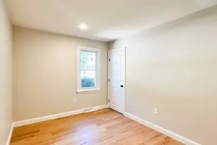 289 Commercial St, Whitman, MA 02382 - Photo 12