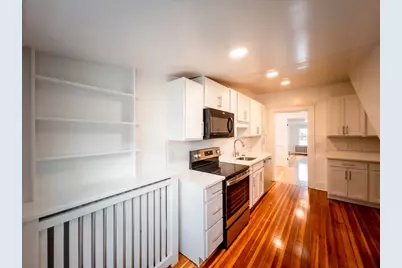 100 Chestnut Avenue #3, Boston, MA 02130 - Photo 2