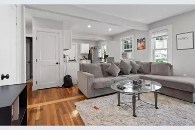 79 Farrington St #7, Quincy, MA 02170 - Photo 2