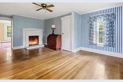 834 Pleasant St, Athol, MA 01331 - Photo 16