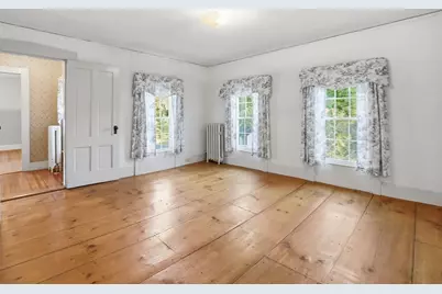 834 Pleasant St, Athol, MA 01331 - Photo 26
