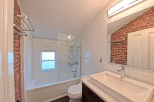 185 Davis Ave, Brookline, MA 02445 - Photo 14