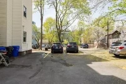 185 Davis Avenue #8, Brookline, MA 02445 - Photo 22