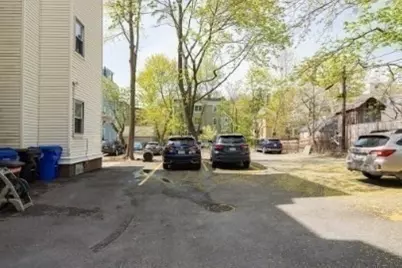 185 Davis Avenue #8, Brookline, MA 02445 - Photo 16