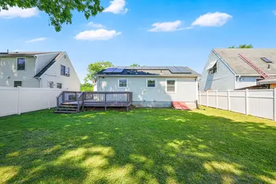 217 Mazarin St, Springfield, MA 01151 - Photo 26