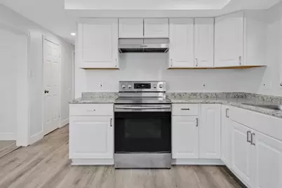 217 Mazarin St, Springfield, MA 01151 - Photo 8
