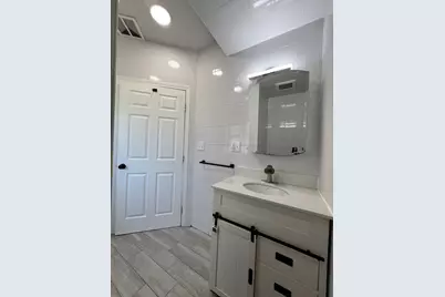 9 Payson Rd, Billerica, MA 01821 - Photo 18