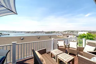 5 Pirates Ln, Gloucester, MA 01930 - Photo 2