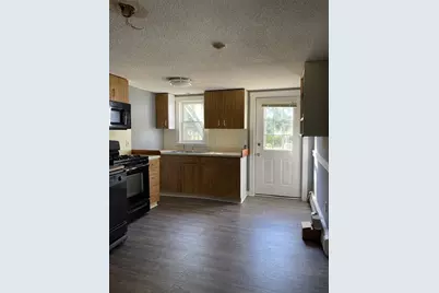 4 West St #2, Wrentham, MA 02093 - Photo 12