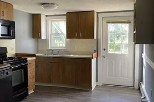 4 West St, Wrentham, MA 02093 - Photo 12