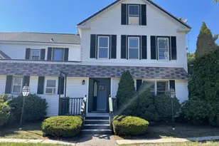 4 West St, Wrentham, MA 02093 - Photo 2