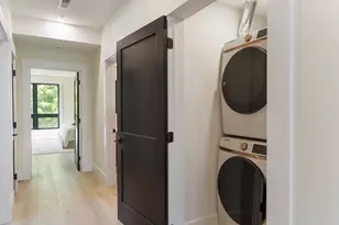 19 Holmes St, Quincy, MA 02171 - Photo 16