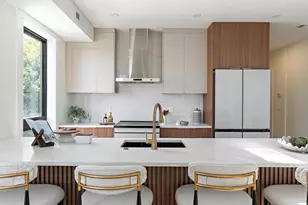 19 Holmes St, Quincy, MA 02171 - Photo 1