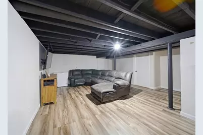 391 W Pond St, Bridgewater, MA 02324 - Photo 22
