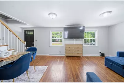391 W Pond St, Bridgewater, MA 02324 - Photo 8