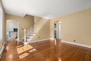18 Lake St, Shrewsbury, MA 01545 - Photo 2