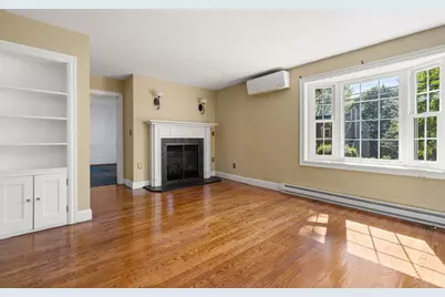 18 Lake St, Shrewsbury, MA 01545 - Photo 4