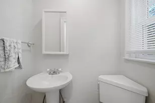 150 Cambridge St, Winchester, MA 01890 - Photo 16
