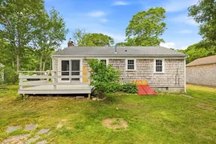 90 Castlewood Cir, Barnstable, MA 02601 - Photo 34