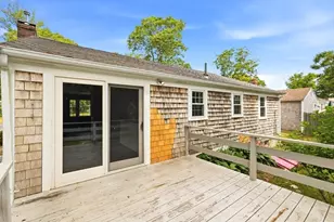 90 Castlewood Cir, Barnstable, MA 02601 - Photo 30