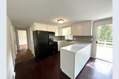 90 Castlewood Circle, Barnstable, MA 02601 - Photo 4