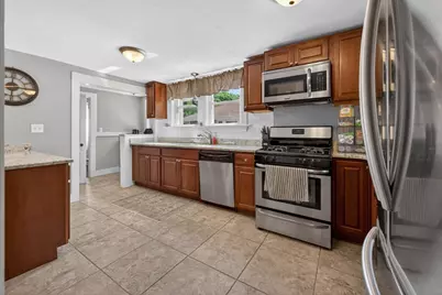 45 Maplewood Avenue, Holbrook, MA 02343 - Photo 8
