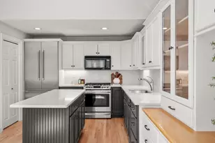 17 Highcroft Way, Hopkinton, MA 01748 - Photo 1