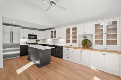 17 Highcroft Way #17, Hopkinton, MA 01748 - Photo 1