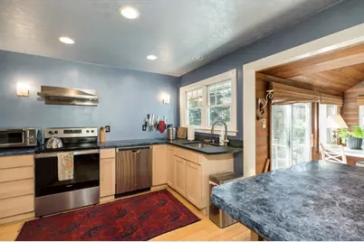 5 Victoria Road, Manchester by the Sea, MA 01944 - Photo 2
