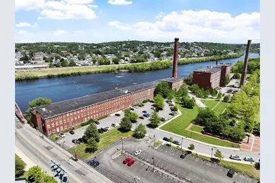 35 Riverwalk Way #R106, Lowell, MA 01854 - Photo 2