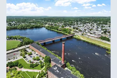35 Riverwalk Way #R106, Lowell, MA 01854 - Photo 4
