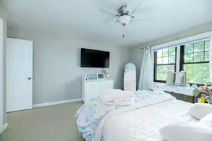 21 Round Table Rd, Shrewsbury, MA 01545 - Photo 28