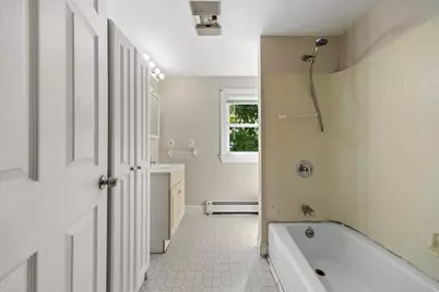 179 Eighth Street, Leominster, MA 01453 - Photo 26