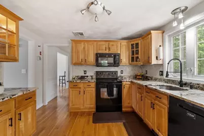 135 Jennies Way, Tewksbury, MA 01876 - Photo 4