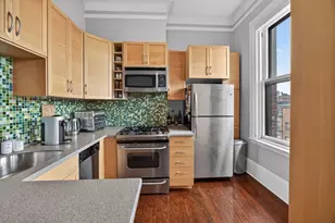261 Commonwealth Ave, Boston, MA 02116 - Photo 4